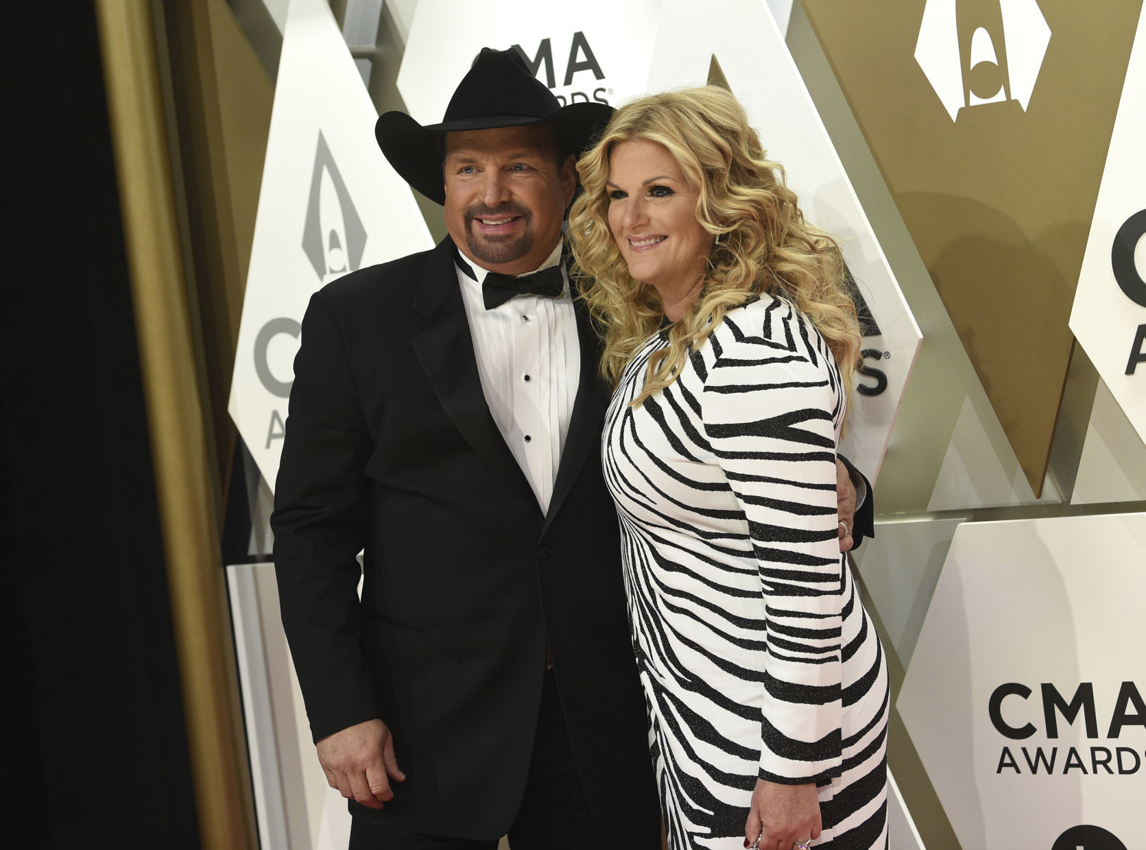 53rd Annual CMA Awards - Arrivals